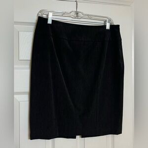 Jones New York Classic Black Pencil Skirt